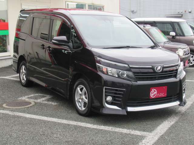 Toyota Voxy 7