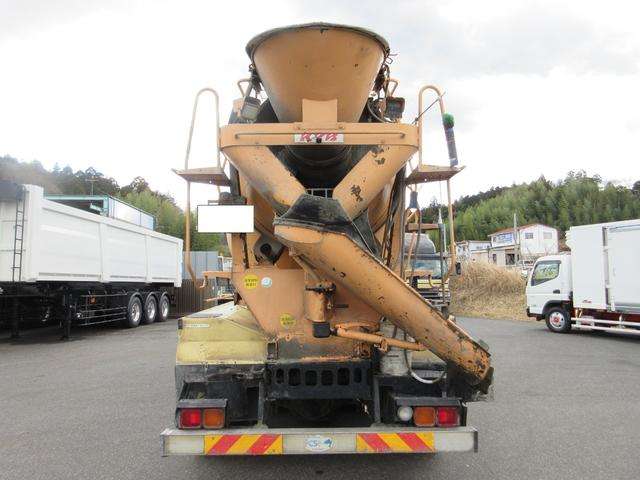 Hino Profia 8