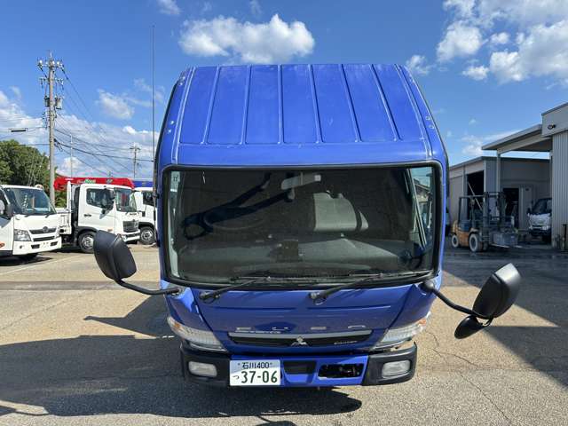 Mitsubishi Fuso Canter 7