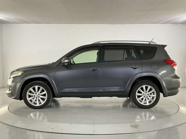 Toyota Vanguard 7