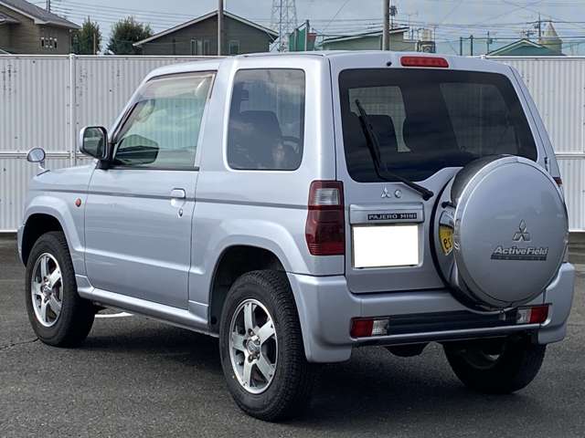 Mitsubishi Pajero Mini 4