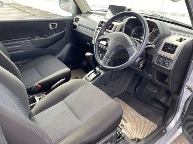 Mitsubishi Pajero Mini 9
