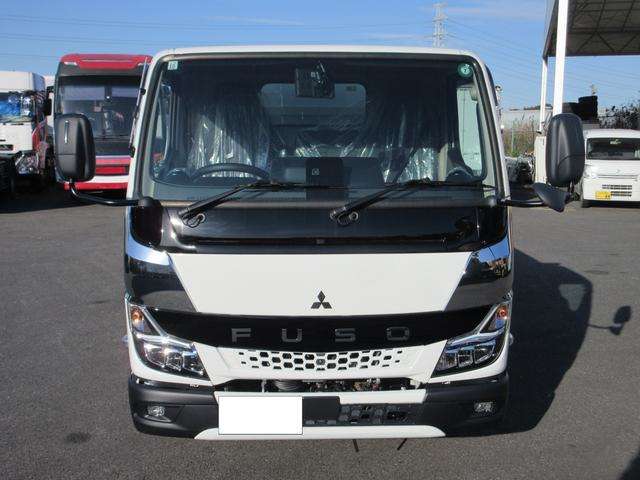 Mitsubishi Fuso Canter 2