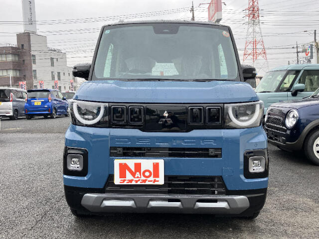 Mitsubishi Delica Mini 2