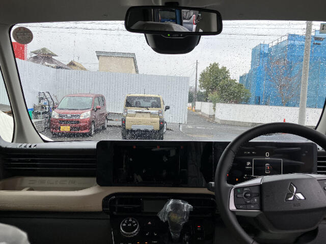 Mitsubishi Delica Mini 9