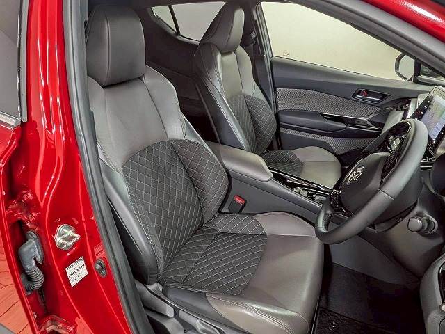 Toyota C-HR 5