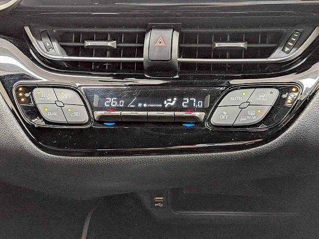Toyota C-HR 10