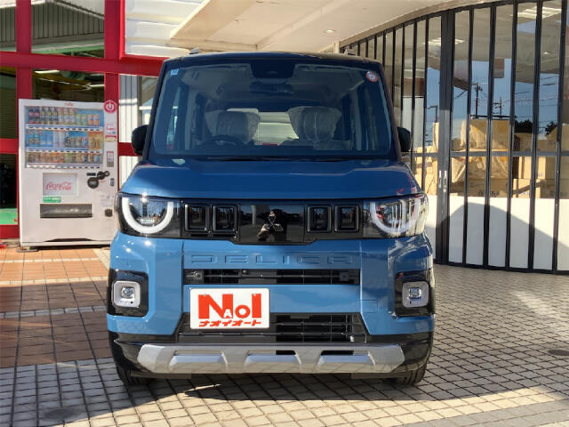 Mitsubishi Delica Mini 5