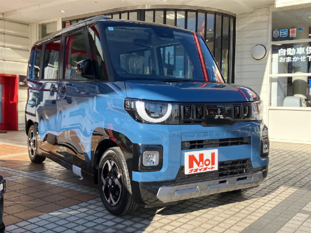 Mitsubishi Delica Mini 6