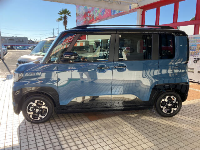 Mitsubishi Delica Mini 8