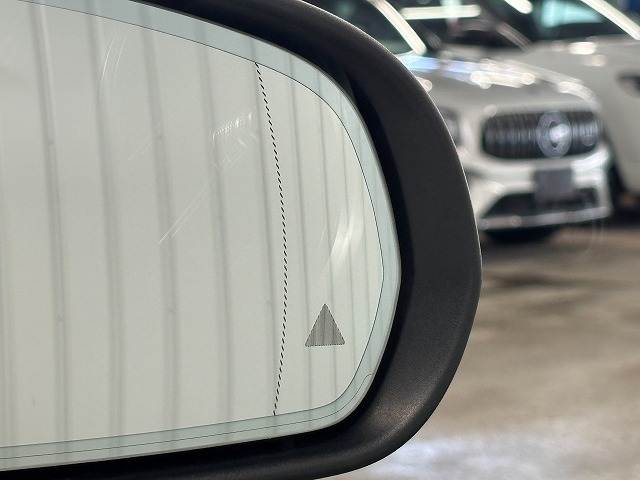 Mercedes-Benz GLC 10