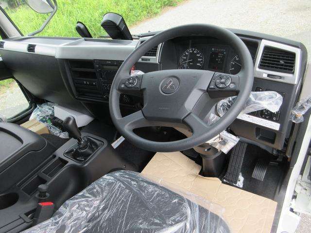 Mitsubishi Fuso Fighter 8