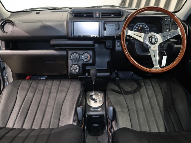 Toyota Succeed Van 4