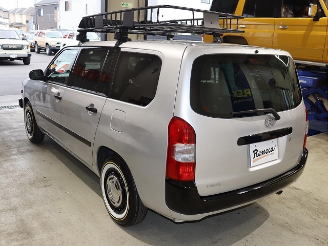 Toyota Succeed Van 8