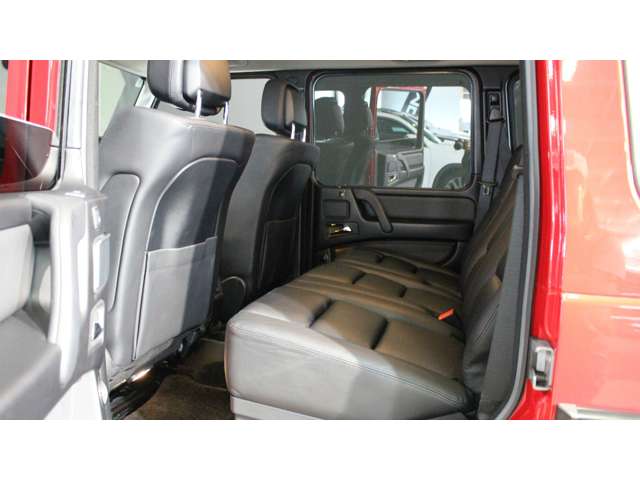Mercedes-Benz G-Class 12