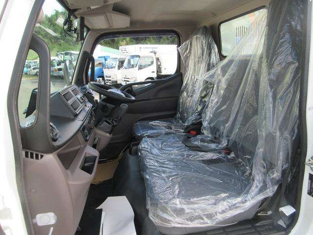 Mitsubishi Fuso Canter 10