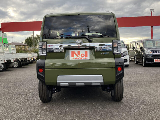 Daihatsu Taft 9