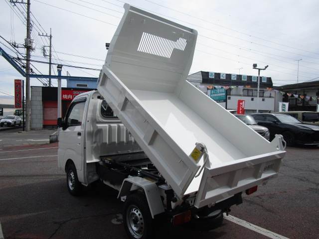 Daihatsu Hijet Truck 3