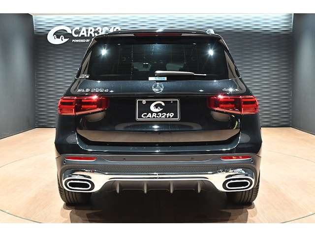 Mercedes-Benz GLB 7