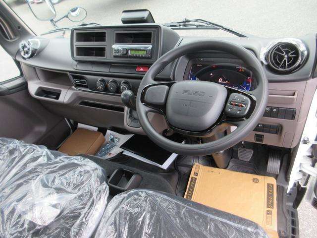 Mitsubishi Fuso Canter 7