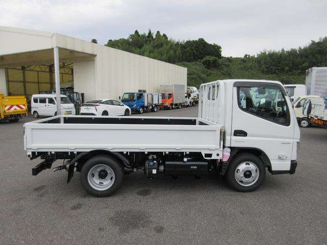 Mitsubishi Fuso Canter 9