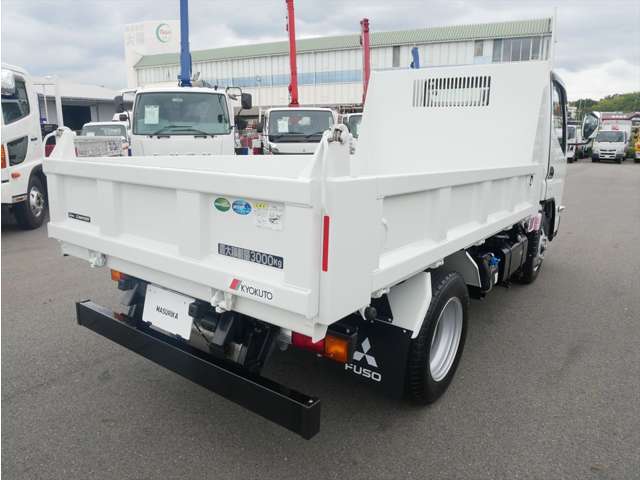 Mitsubishi Fuso Canter 6