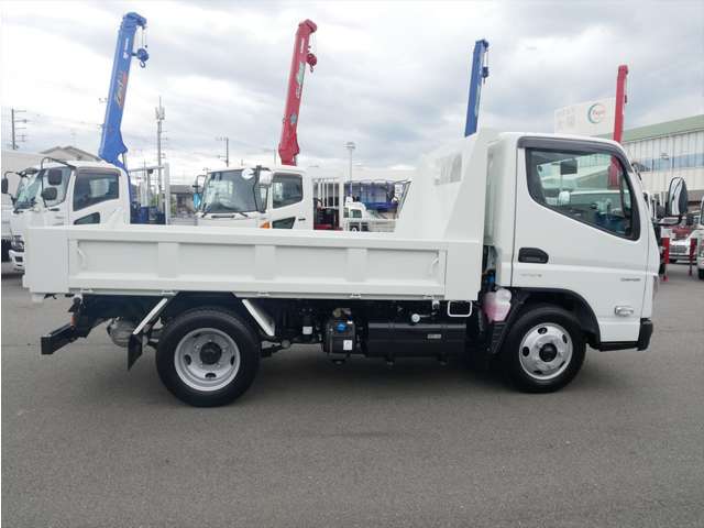 Mitsubishi Fuso Canter 7