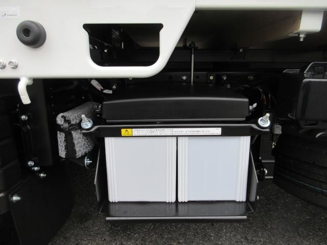 Mitsubishi Fuso Canter 12