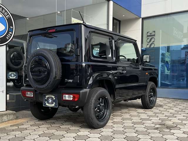 Suzuki Jimny 12