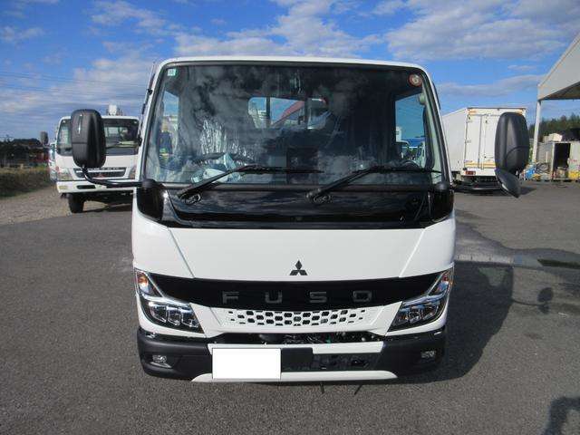 Mitsubishi Fuso Canter 2