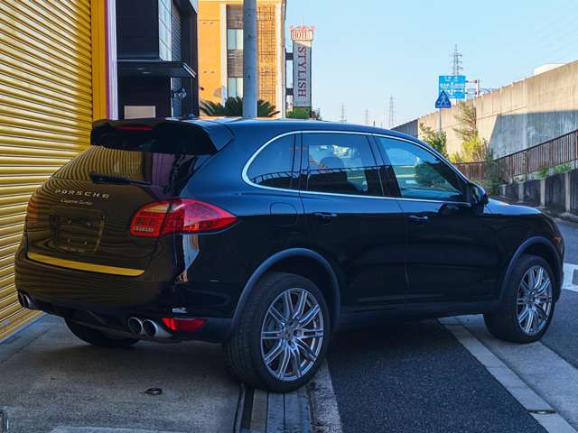 Porsche Cayenne 5