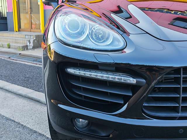 Porsche Cayenne 6