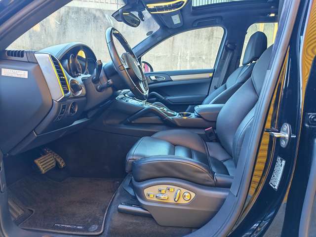 Porsche Cayenne 7