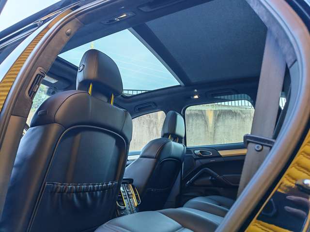 Porsche Cayenne 10