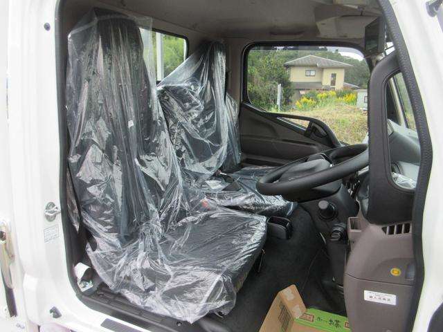 Mitsubishi Fuso Canter 8