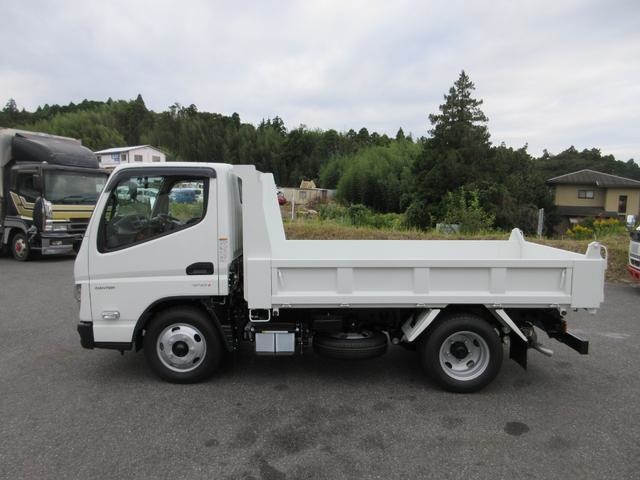 Mitsubishi Fuso Canter 3