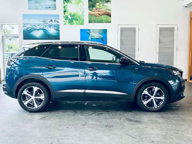 Peugeot 3008 8