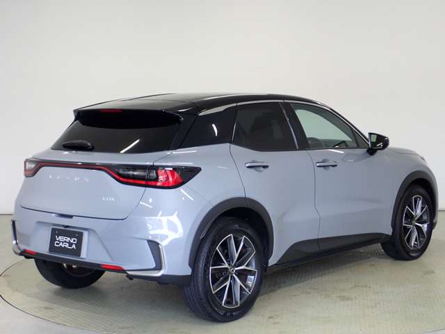 Lexus LBX 10
