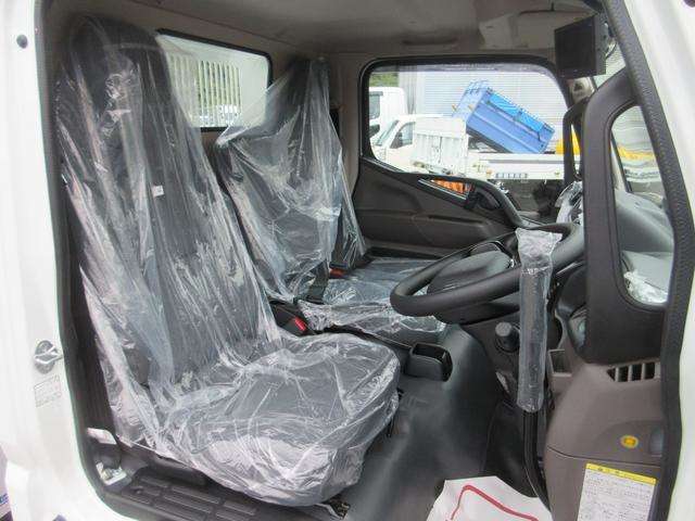 Mitsubishi Fuso Canter 12