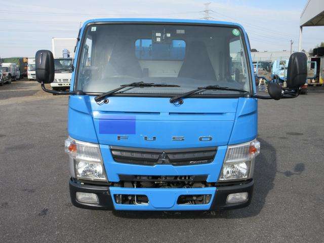 Mitsubishi Fuso Canter 2