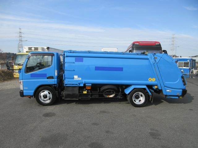 Mitsubishi Fuso Canter 3