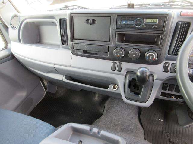 Mitsubishi Fuso Canter 9