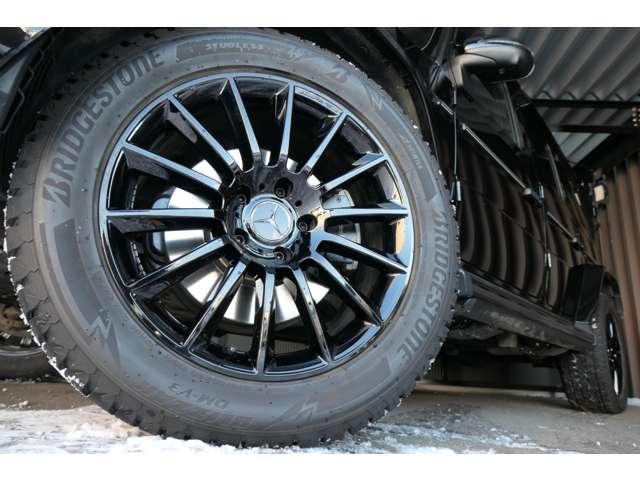Mercedes-Benz G-Class 11