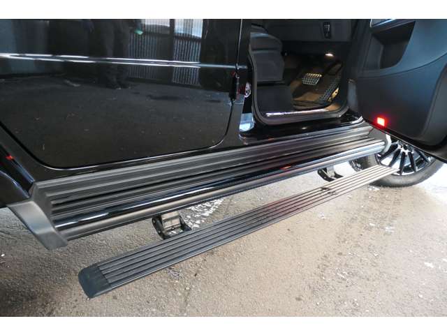 Mercedes-Benz G-Class 12