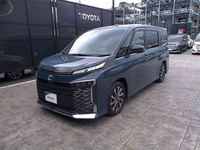 Toyota Voxy 6