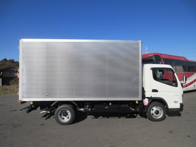 Mitsubishi Fuso Canter 8