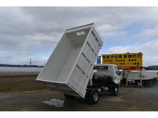 Mitsubishi Fuso Fighter 4