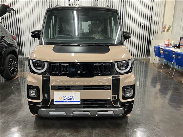 Mitsubishi Delica Mini 2
