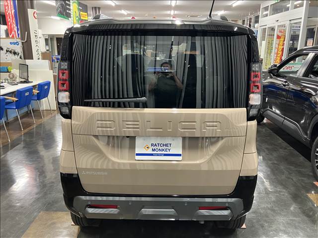 Mitsubishi Delica Mini 5