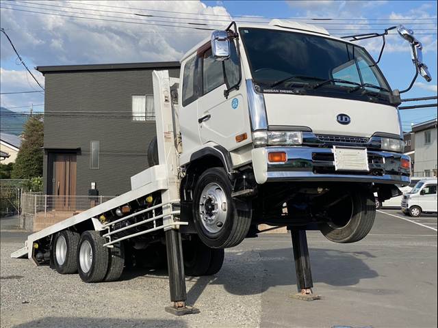 UD Trucks Condor 11